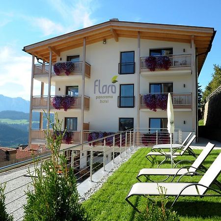 Panorama Hotel Flora Villandro Exterior foto